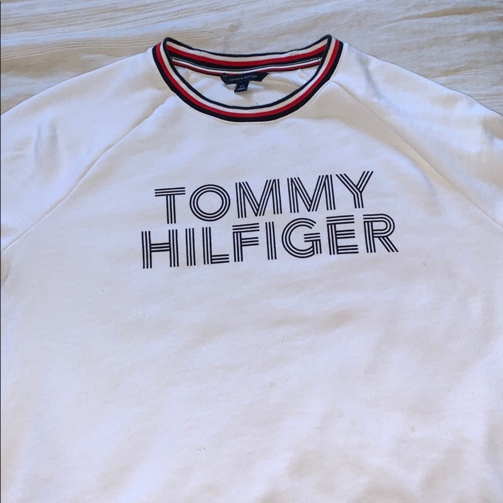Tommy Hilfiger sweater
